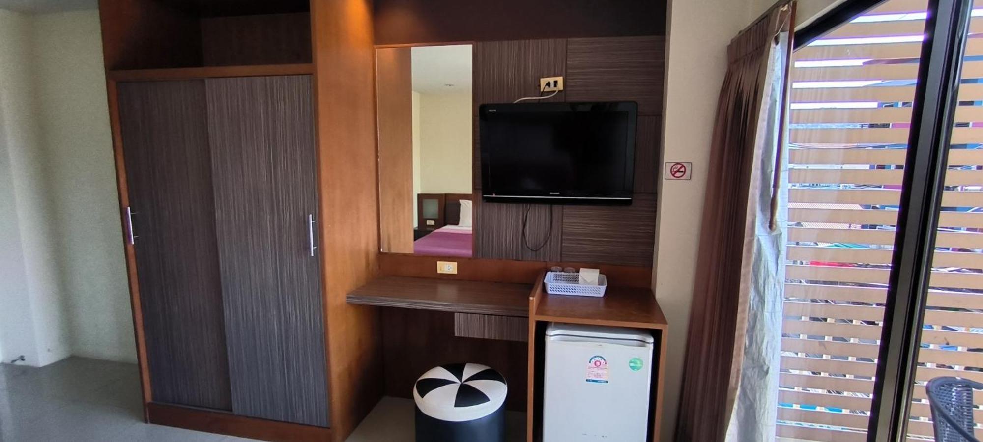 Kanpai Hotel Patong Dış mekan fotoğraf