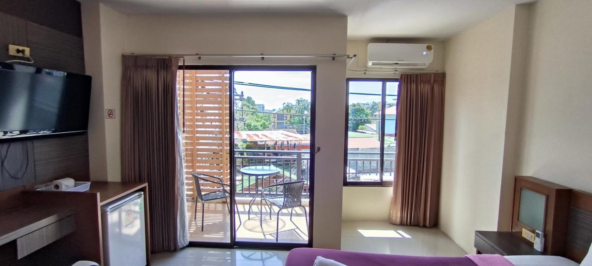 Kanpai Hotel Patong Dış mekan fotoğraf